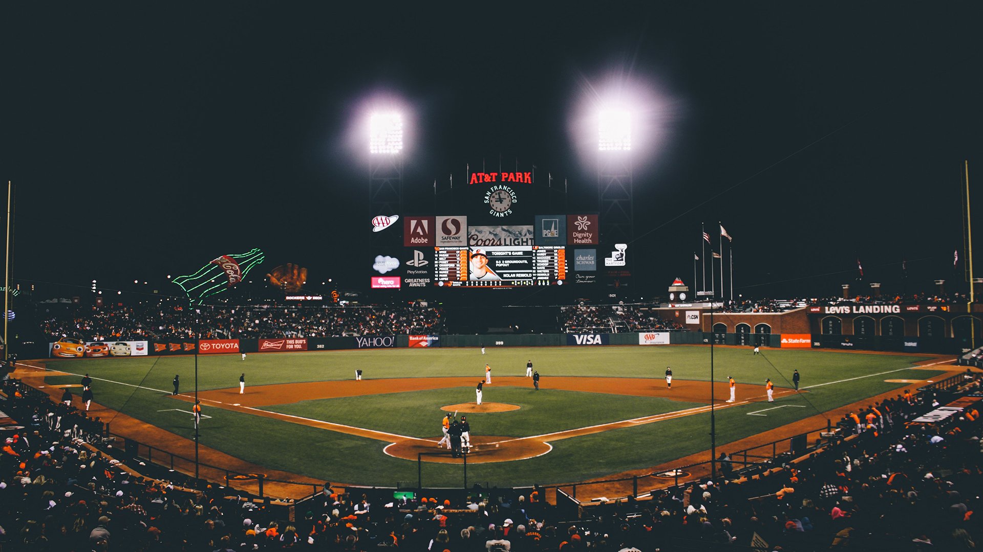 在线体育博彩-VAR判罚再引争议,天使与魔鬼的双面判罚,哈兰德点球争议背后的足球之殇,VAR双面判罚,哈兰德点球争议背后的足球之殇