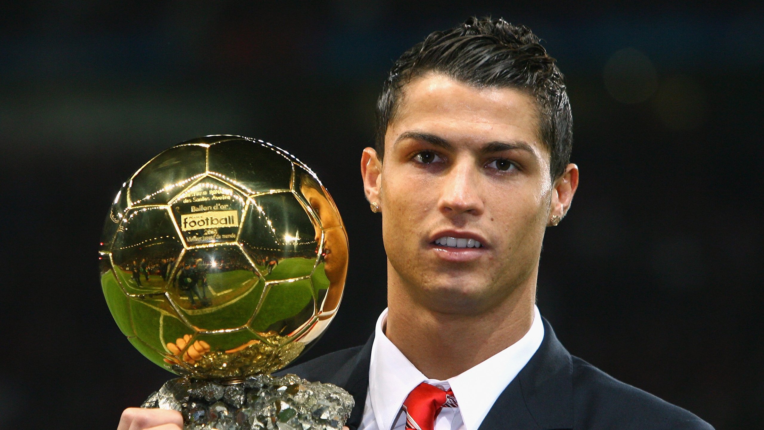 开云app下载-当梅西化身门神,一场零封的奇幻之夜与最佳门将的终极证明,当梅西化身门神,一场零封的奇幻之夜与最佳门将的终极证明